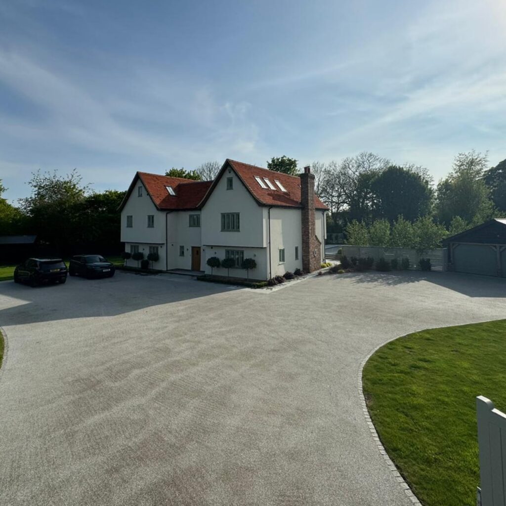 Driveway cleaning company, very clean driveway