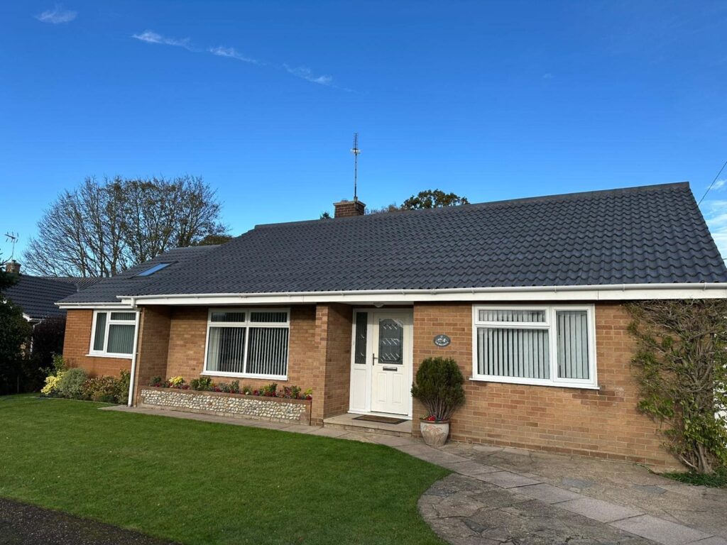best roof coating, picture of very fresh and clean roof