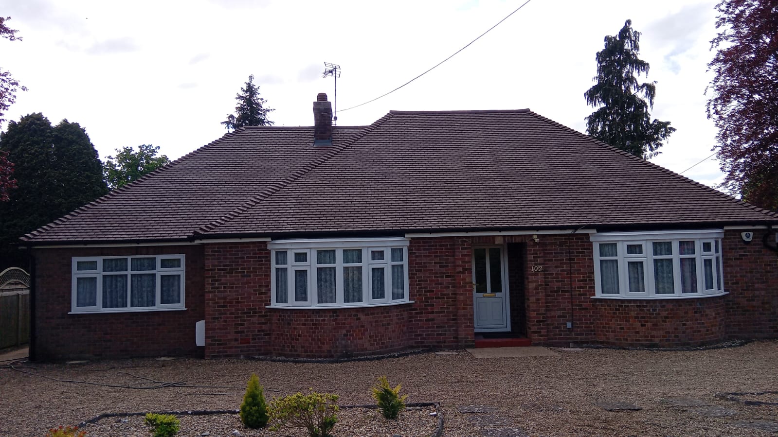 dark red roof coating coloured used by Universal Eco Homes