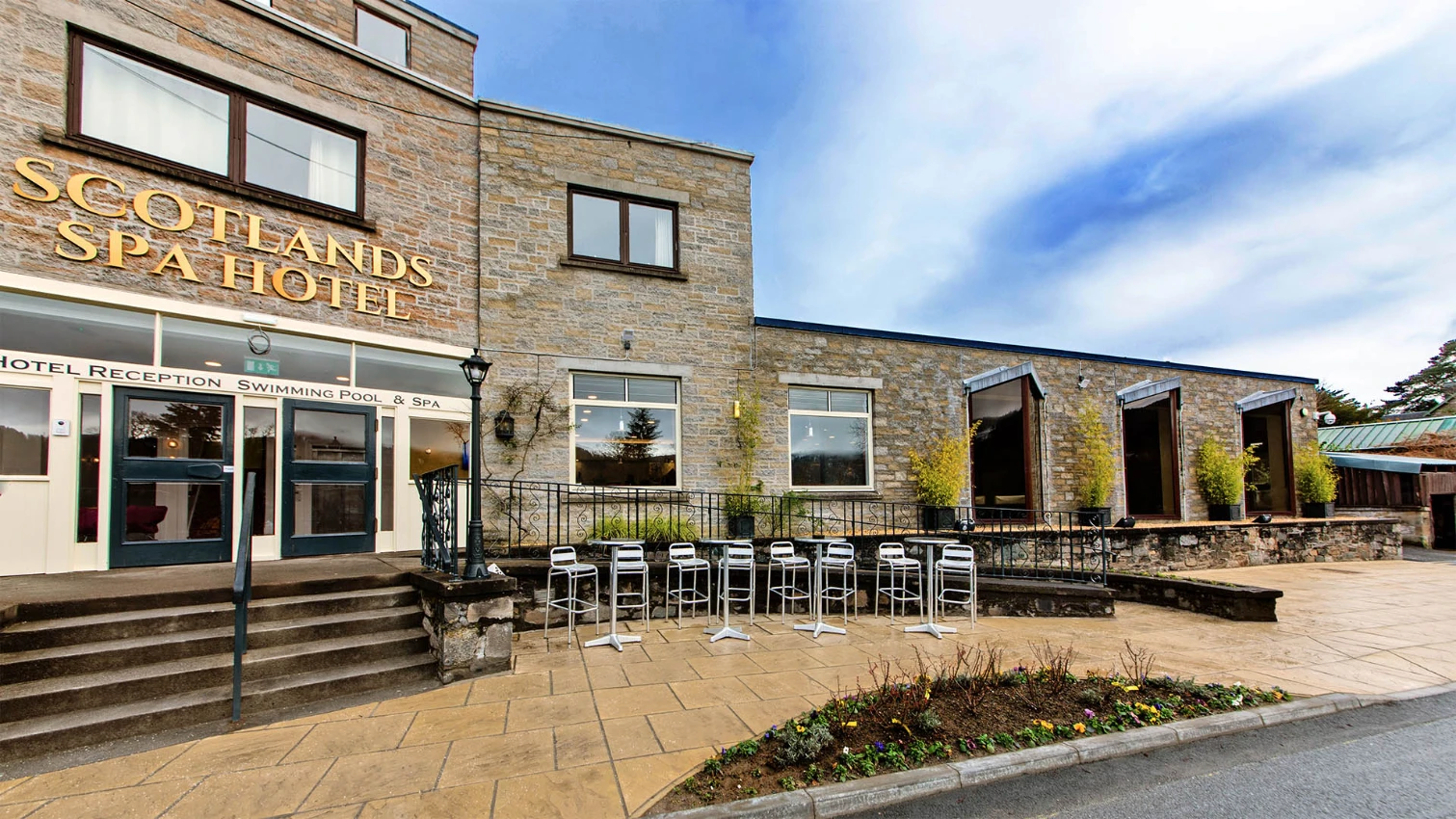 Universal Eco Homes Commercial Roof Cleaning Services Essex UK (4)