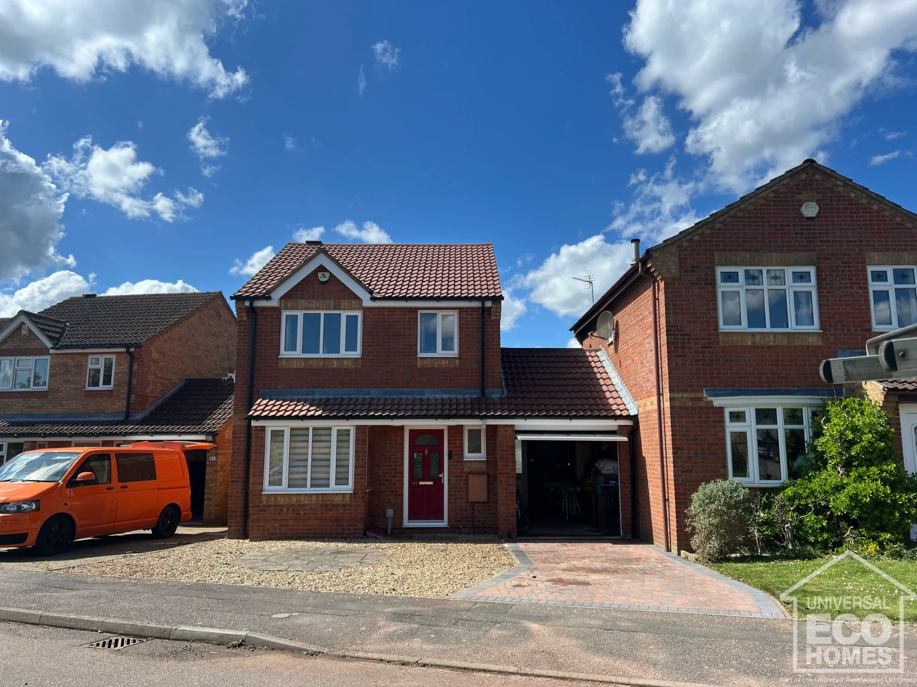 Roof Moss Removal Services Essex Universal Eco Homes Group Ltd (2)