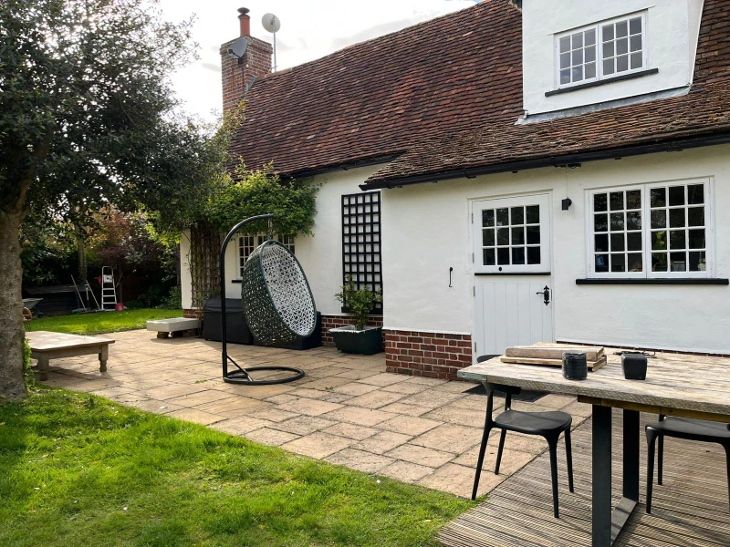 Louie Spence Cottage Wall Cleaning and Coating Essex Universal Eco Homes (3)