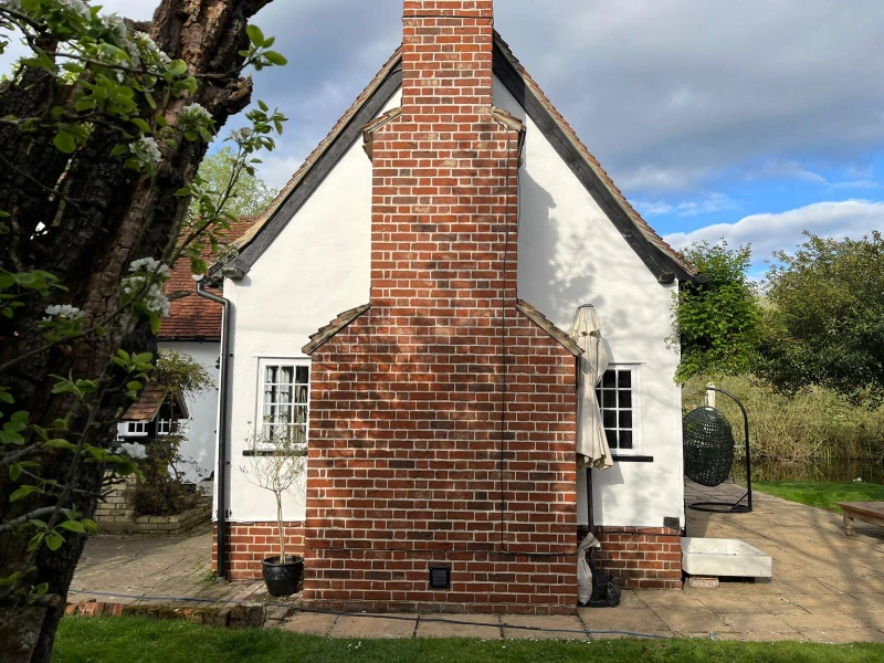 Louie Spence Cottage Wall Cleaning and Coating Essex Universal Eco Homes (5)