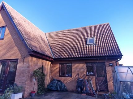 ProPERLA Professional Roof Cleaning and Coating Essex Universal Eco Homes (2)